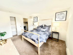 1bd 1ba, Close to Airport, Spacious Floorplans