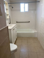 ART DECO One of a kind LOFTY One bedroom In Unit Laundry, Balcony WOW