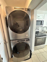 A BEAUTY 2/1 DUPLEX ALL NEW INTERIOR