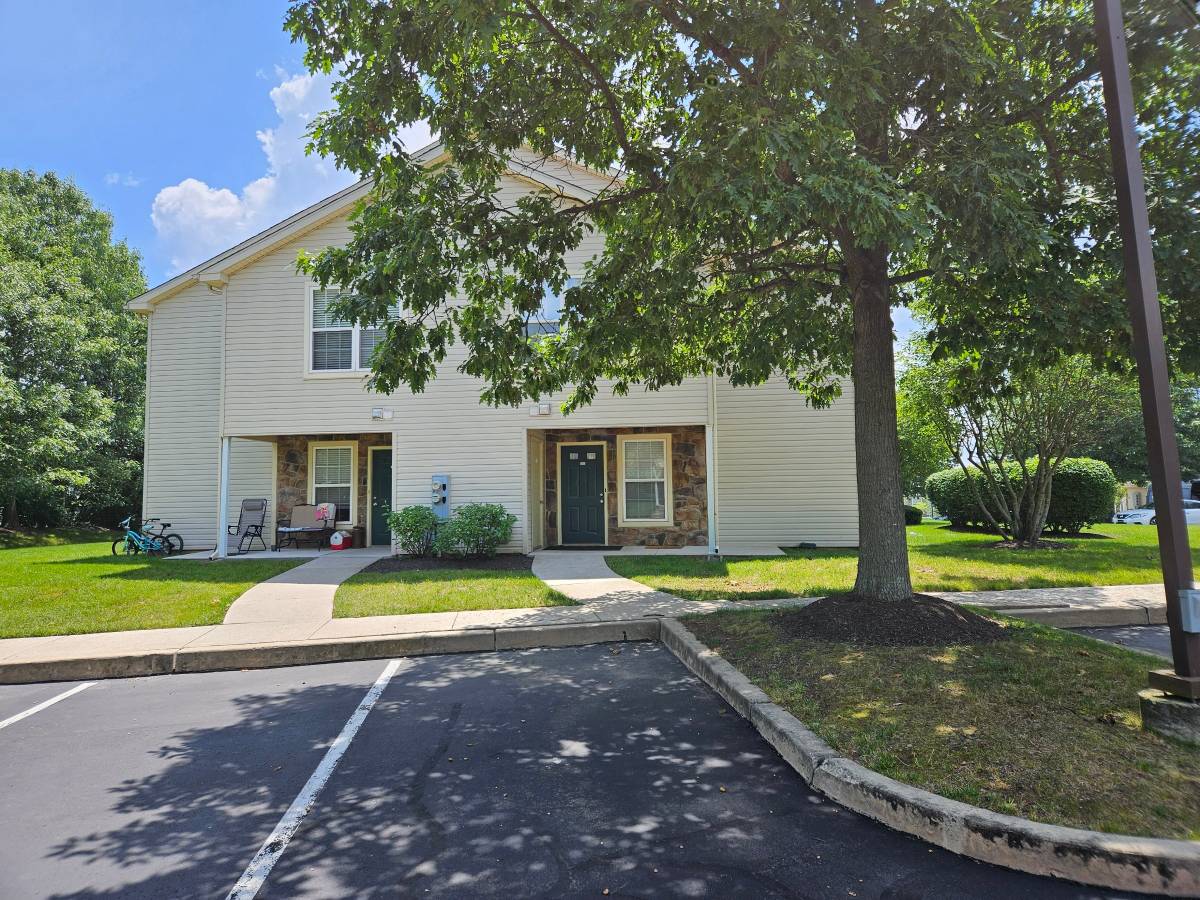 3 Bed / 2.5 Bath in Royersford!