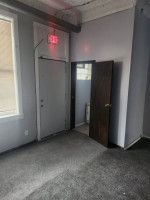 PRIME LOCATION for Office, Services, Retail, Restaurant