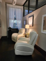 Stop! FIFTH AVE OFFICE SPACE