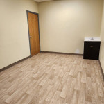 Room for rent in Milwaukee- boarder of Glendale/Shorewood/WFB