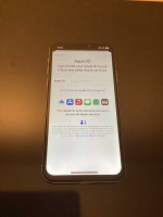 5.8”Apple iPhone X 64 GB - GSM - Unlocked- Silver -