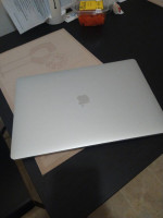MacBook pro 2019 i9 16 gb ram. 16" screen. Like new
