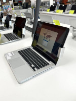 MacBook Pro 13 inch**2.5Ghz Intel Core i5**1TB HDD**8GB RAM