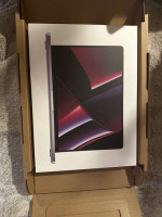2023 MacBook Pro m2 pro brand new