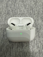 Perfect Condition Genuine Apple AirPods First Generation
