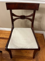 Mahagony dining room table+ 4 chairs