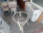 4' x 4' Rounded Glass White Wicker Table With 5 Chairs