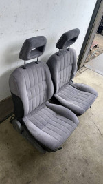 NISSAN HARDBODY SEATS