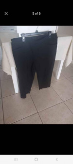 Beautiful New Blouse & Capris Size XL