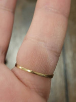 14k Yellow Gold Ladies Flower Ring With Pearl. Size 8.75