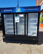 DUKERS 3 GLASS DOOR SLIDING REFRIGERATOR