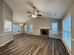 Lovely 3bed and 2bath available for rent