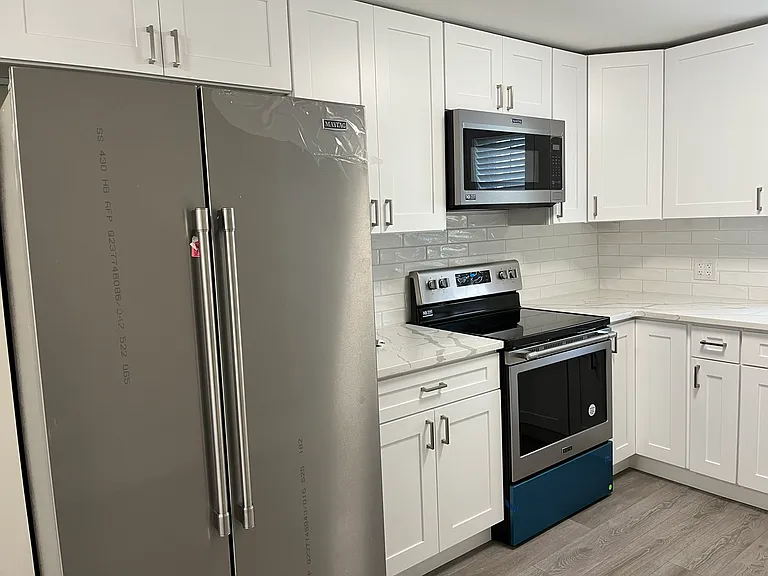 2 bedrooms 2 Baths