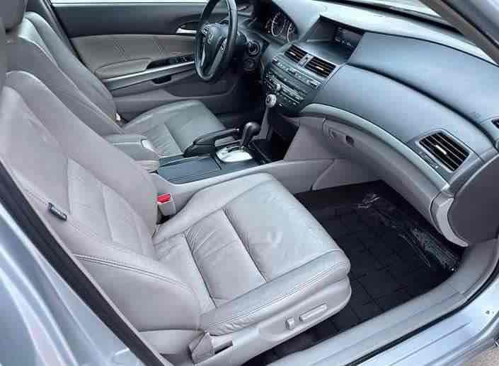 2012 Honda Accord EX-L V-6 150,000 mi