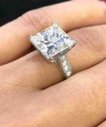 High quality diamond engagement ring