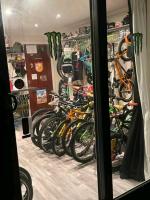 Kid's Bicycles /Bikes ▪️Size 12" (1_3yrs): *@$150 ▪️Size 16" (4~7yrs) *@$250 ▪️Size 20" (7_12yrs) *@$350_450