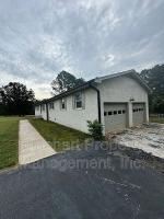 3 BEDROOM AND 2 BATHROOM HOME FOR RENT AT 3424 Lincoln Rd, York, SC 29745.