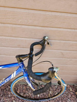 Women's Giant Road Racing Bike - Ultegra Components - 4'11-5'4 Riders
