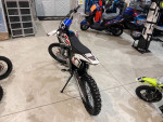2020 Apollo RFZ 125 Z20 Max Dirt Bike (16/19) tires will trade