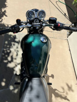 Triumph Bonneville T100 Gold Line