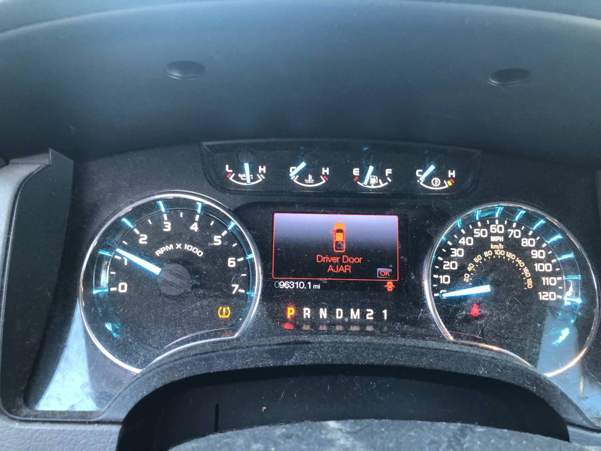 Ford F-150 82,000 mi