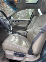 Volvo V70 138,000 mi