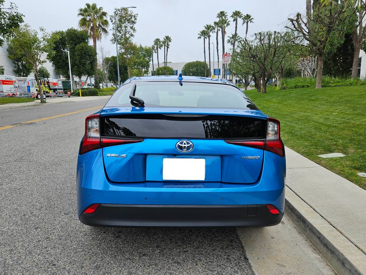 2019 Toyota Prius 101,000 mi