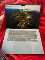 Apple - MacBook Air 15" Laptop - M2 chip - 8GB Memory - 256GB SSD (Latest Model) - Midnight