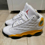 SIZE 4Y AIR JORDAN 13 RETRO DEL SOL WHITE GOLD — PREOWNED