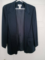 Lands' End Women's Career Suit, Size 6 Regular