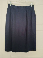 Lands' End Women's Career Suit, Size 6 Regular