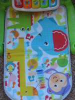 FISHER-PRICE DELUXE KICK & PLAY PIANO GYM