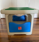 Step 2 building Table w/HUGE assortment of mega blocks; farm/vehicle