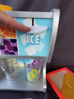 Melissa and Doug Thirst Quencher Drink Dispenser Cups Juice Ice Cubes