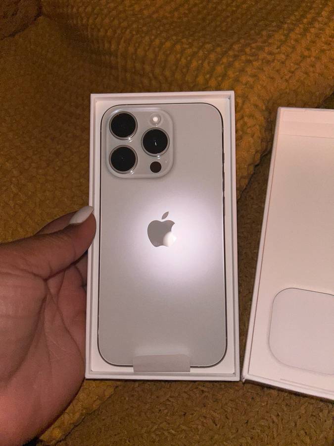Iphone 15 pro unlocked