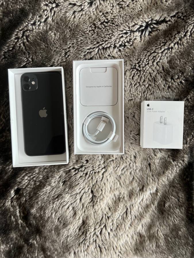 ***New iPhone 11 128GB***